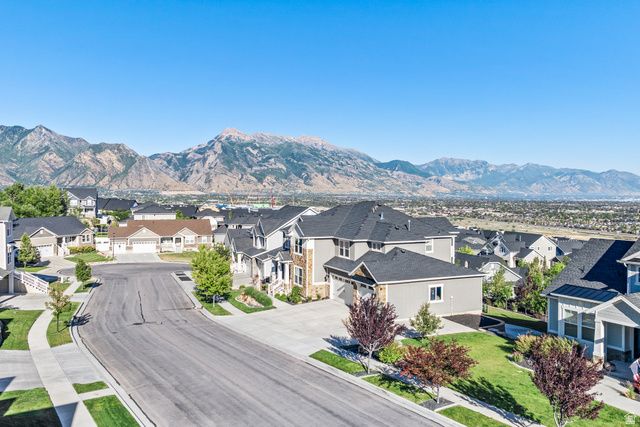 528 W AUTUMN HILLS BLVD, Lehi, UT 84048
