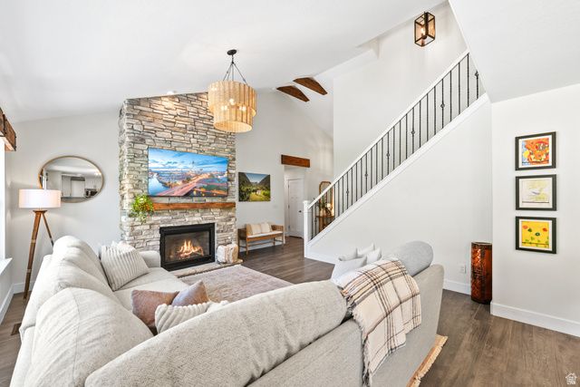 528 W AUTUMN HILLS BLVD, Lehi, UT 84048