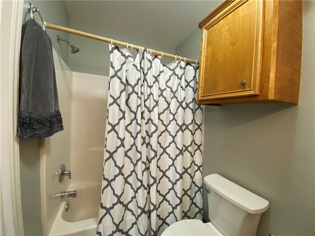 5237 Williams Dr 2, Corpus Christi, TX 78411