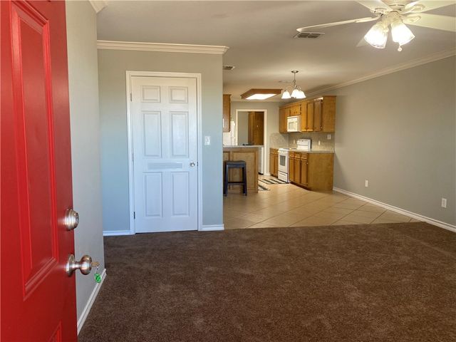 5237 Williams Dr 2, Corpus Christi, TX 78411