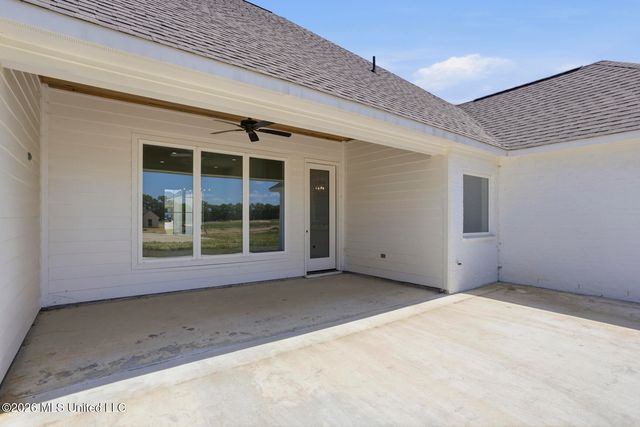 449 Aurora Circle, Canton, MS 39046