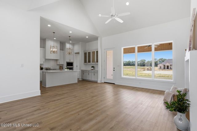 449 Aurora Circle, Canton, MS 39046