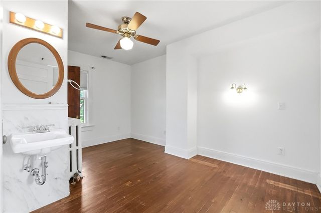 220 Central Avenue, Dayton, OH 45406