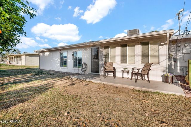 10414 N 105th Avenue, Sun City, AZ 85351