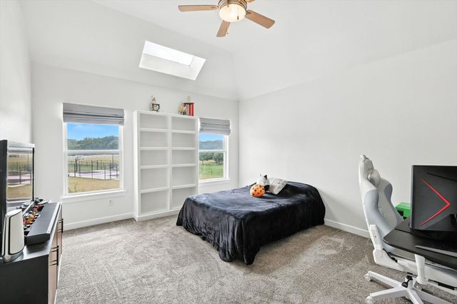 811 Noble Champions Way, Bartonville, TX 76226