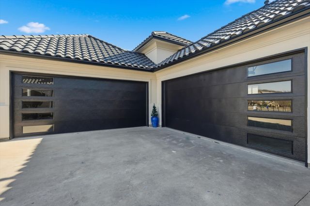 811 Noble Champions Way, Bartonville, TX 76226