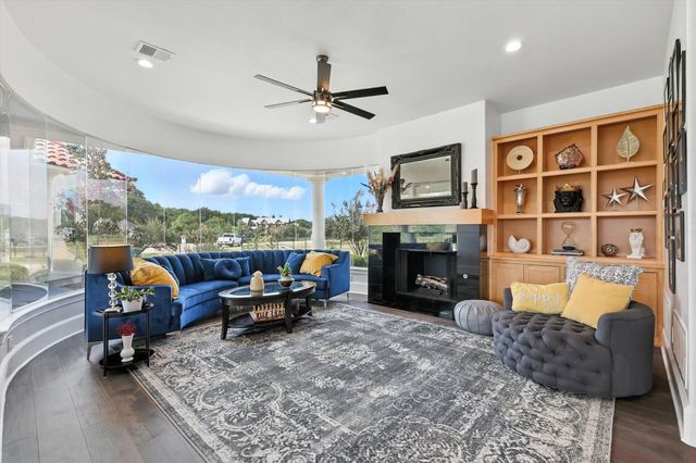 811 Noble Champions Way, Bartonville, TX 76226