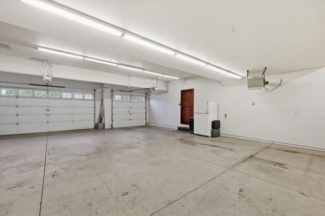804 S Shelley Lake Ln, Veradale, WA 99037