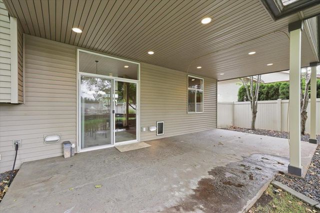 804 S Shelley Lake Ln, Veradale, WA 99037