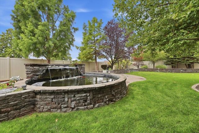 804 S Shelley Lake Ln, Veradale, WA 99037