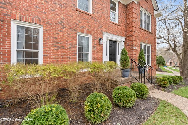 3205 Springstead Cir, Louisville, KY 40241