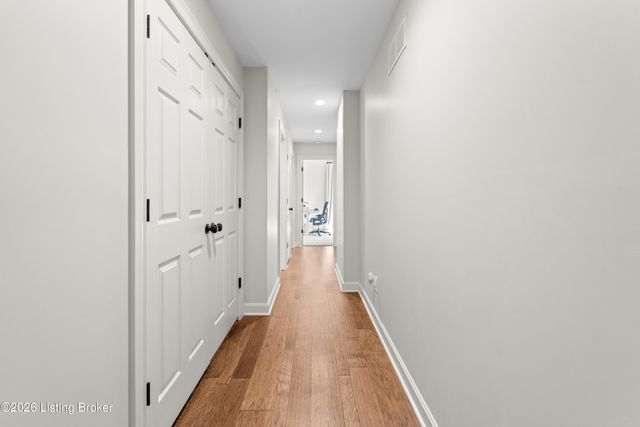 3205 Springstead Cir, Louisville, KY 40241