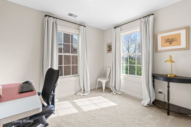 3205 Springstead Cir, Louisville, KY 40241