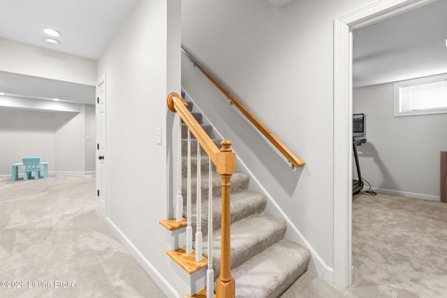 3205 Springstead Cir, Louisville, KY 40241