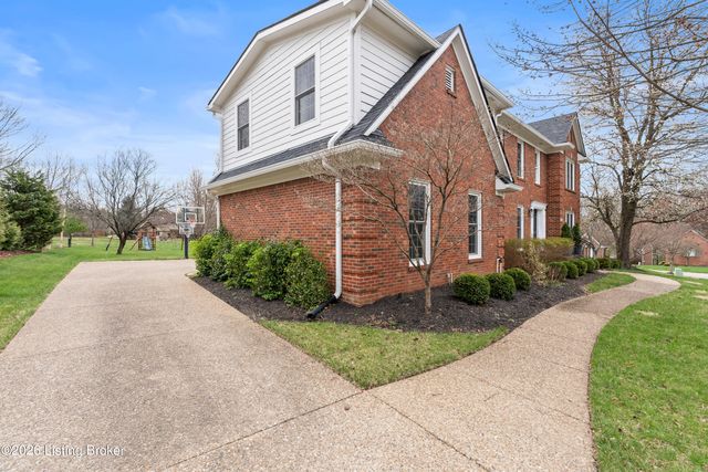 3205 Springstead Cir, Louisville, KY 40241