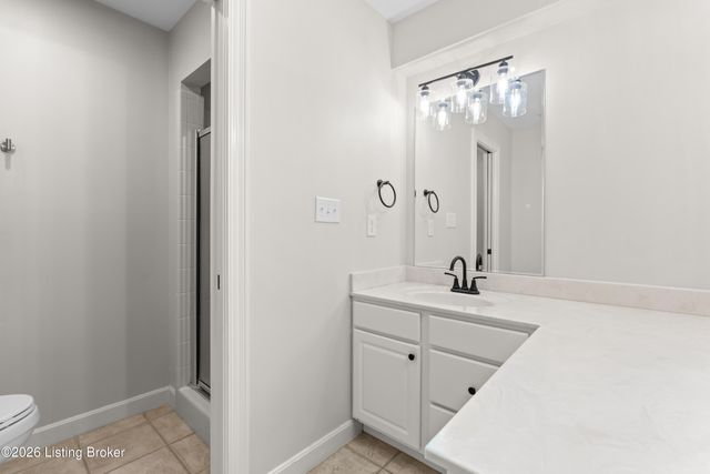 3205 Springstead Cir, Louisville, KY 40241