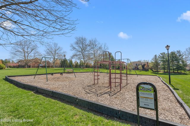 3205 Springstead Cir, Louisville, KY 40241