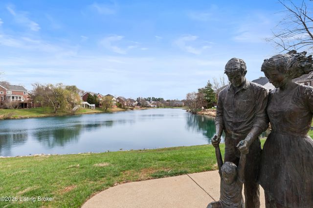 3205 Springstead Cir, Louisville, KY 40241