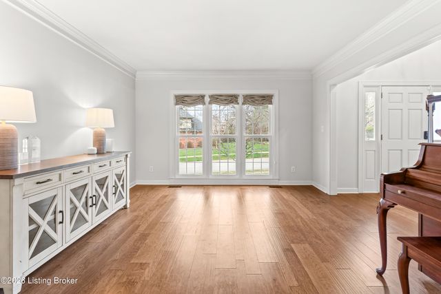 3205 Springstead Cir, Louisville, KY 40241