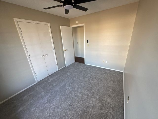 811 N 15th Street, Rogers, AR 72756