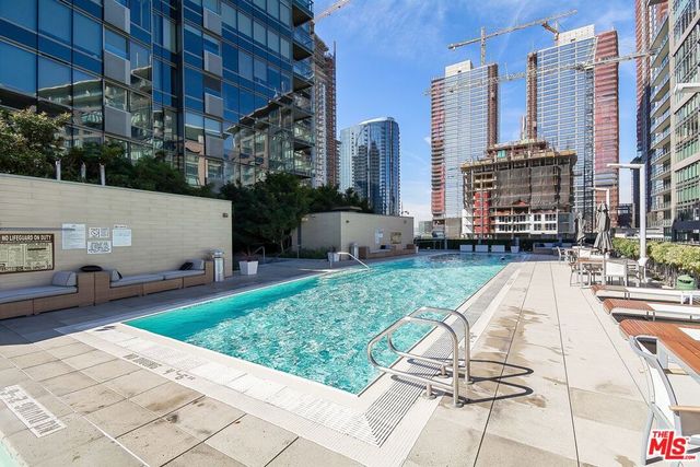 1155 S Grand Avenue 713, Los Angeles, CA 90015