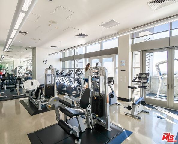 1155 S Grand Avenue 713, Los Angeles, CA 90015