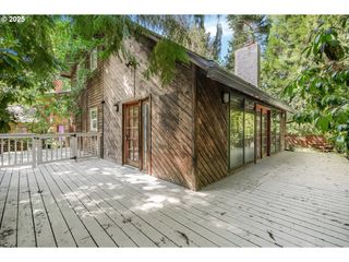 65647 E SANDY RIVER Ln, Rhododendron, OR 97049