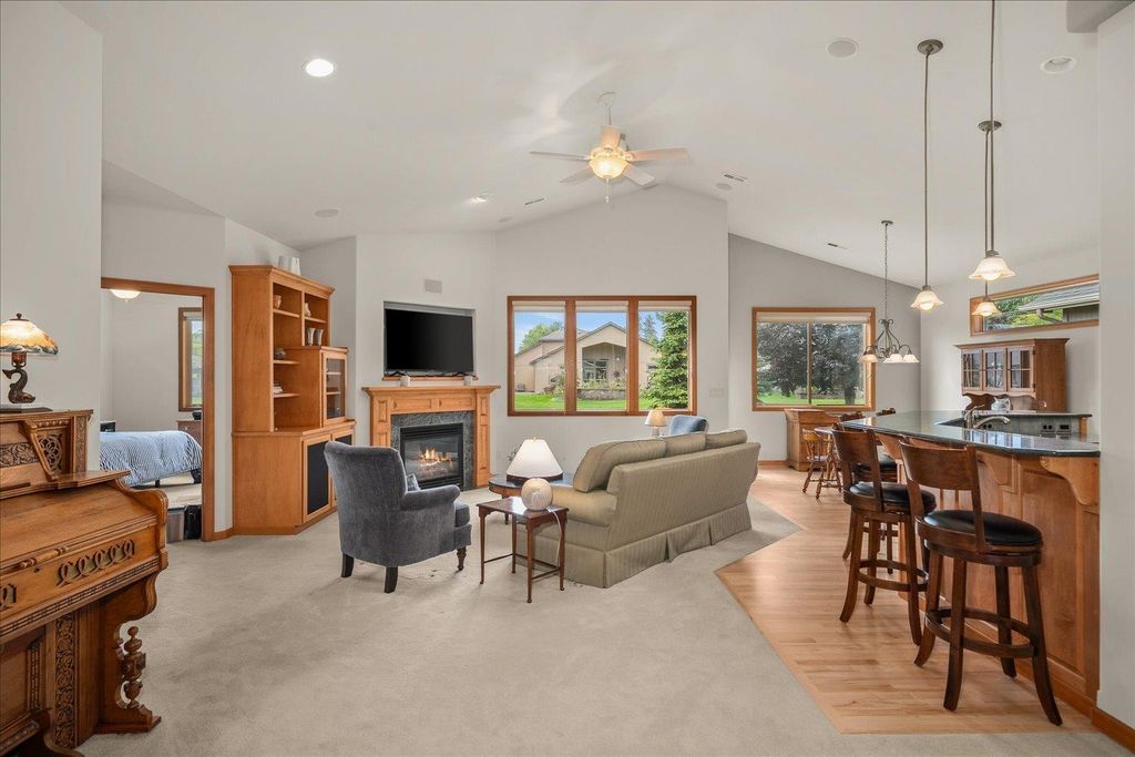 2212 E 51st Ln, Spokane, WA 99223 photo 4