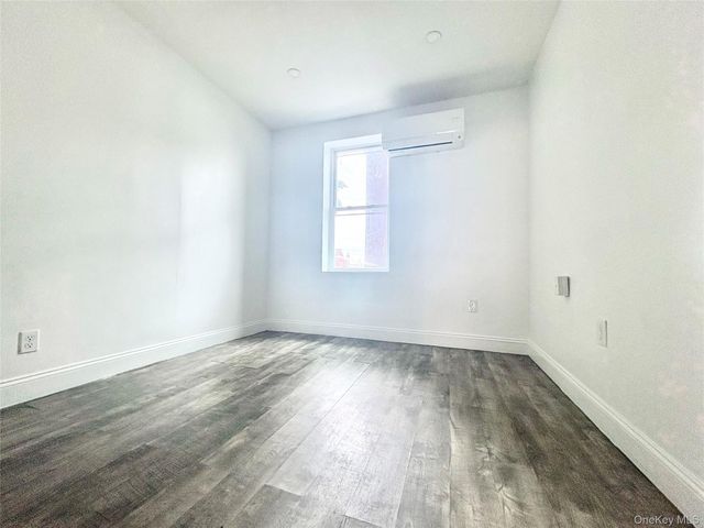 124-13 Liberty Avenue 2, Richmond Hill S., NY 11419