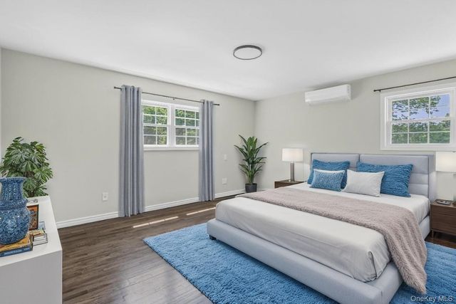 42 Norwood Road, Northport, NY 11768