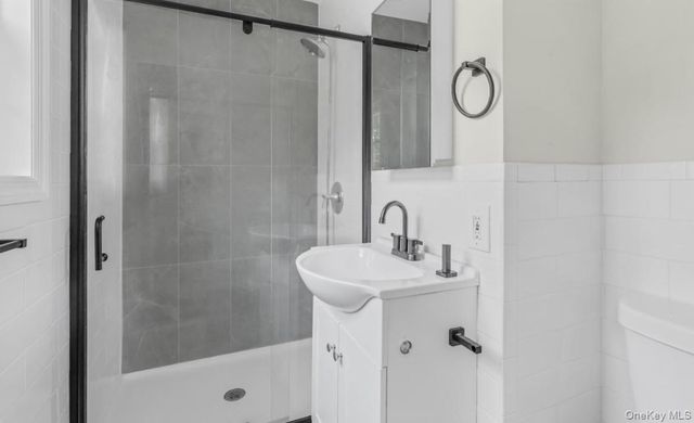 42 Norwood Road, Northport, NY 11768