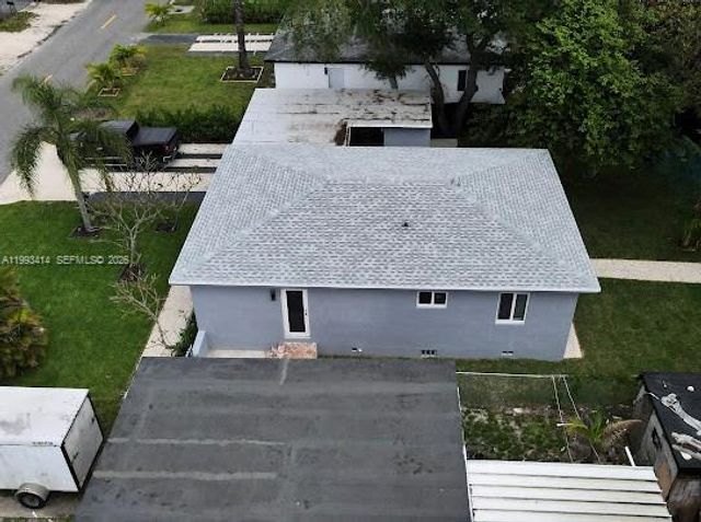 266 NE 162nd St, Miami, FL 33162