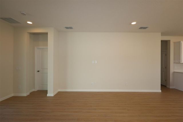 6711 YELLOW WARBLER BEND, St Cloud, FL 34773