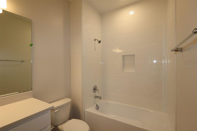 6711 YELLOW WARBLER BEND, St Cloud, FL 34773