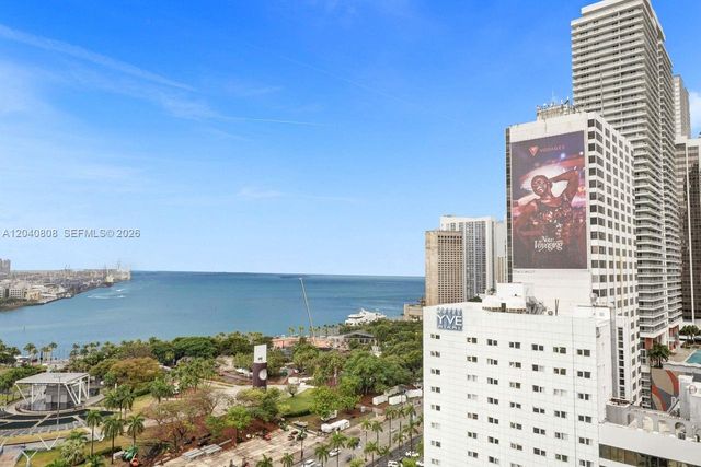 244 Biscayne Blvd 2005, Miami, FL 33132