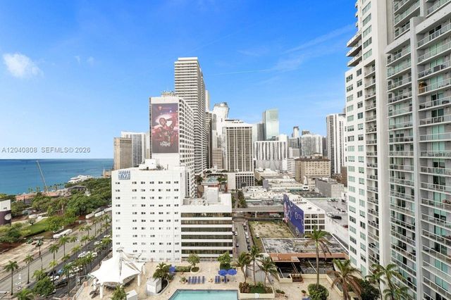 244 Biscayne Blvd 2005, Miami, FL 33132