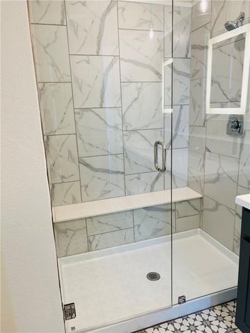 12001 Vista Parke DR SW 204, Austin, TX 78726