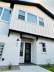 12001 Vista Parke DR SW 204, Austin, TX 78726