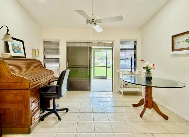 10975 Dolphin Palm Court B, Boynton Beach, FL 33437