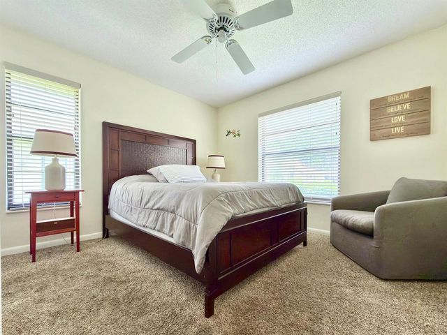 10975 Dolphin Palm Court B, Boynton Beach, FL 33437
