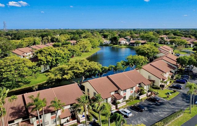 10975 Dolphin Palm Court B, Boynton Beach, FL 33437