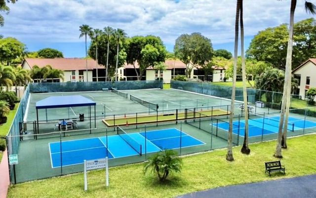 10975 Dolphin Palm Court B, Boynton Beach, FL 33437
