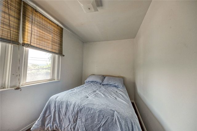 936 Broadway, Pitcairn, PA 15140