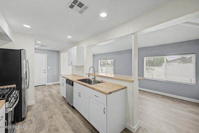 6101 E 23rd Street, Tucson, AZ 85711