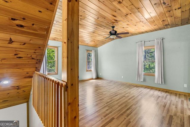 977 Tarheel Drive W, Murphy, NC 28906