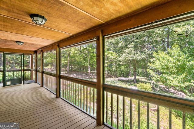 977 Tarheel Drive W, Murphy, NC 28906