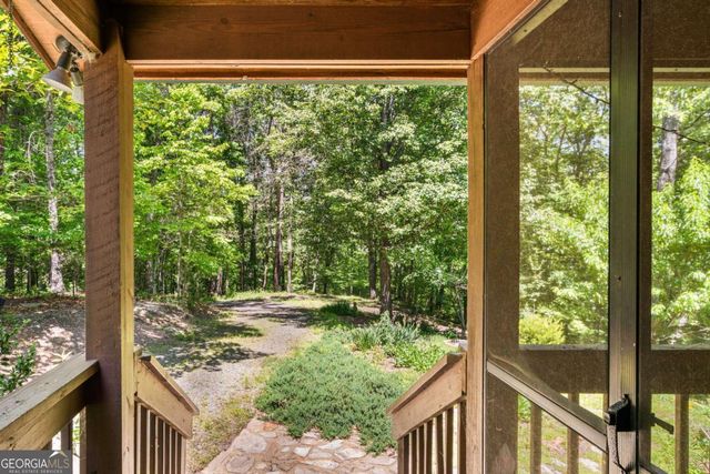 977 Tarheel Drive W, Murphy, NC 28906