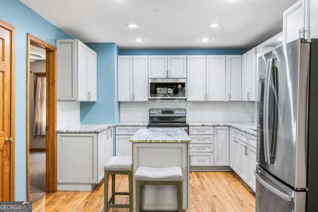 977 Tarheel Drive W, Murphy, NC 28906