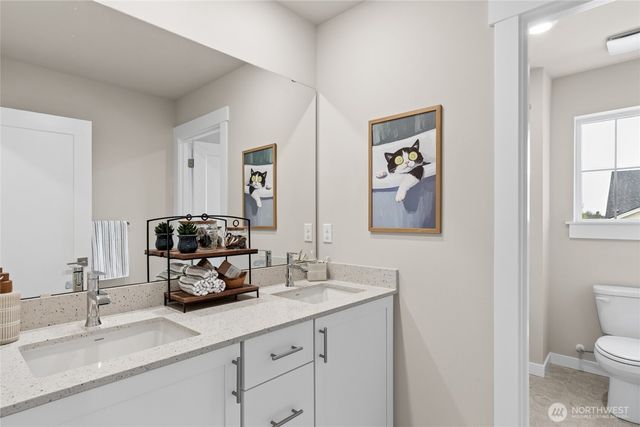 23735 SE 49th Street, Issaquah, WA 98027