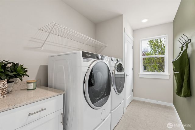23735 SE 49th Street, Issaquah, WA 98027